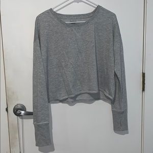 long sleeve crop top
